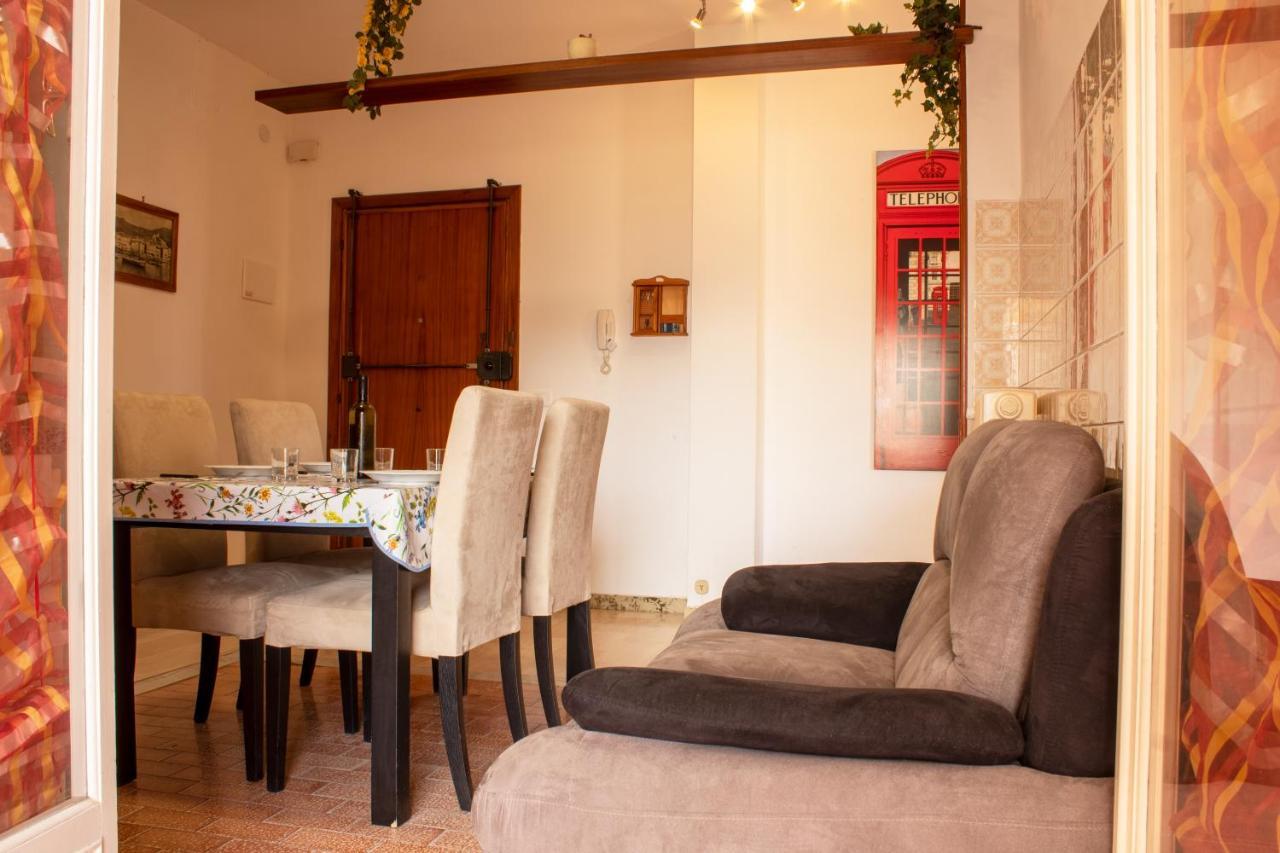 Posto Auto Gratuito Relax A 30 Metri Dal Mare Apartman Riva Ligure Kültér fotó